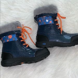 Ugg butte weatheproof fur lined nwt